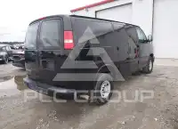 2015 Chevrolet Express photo