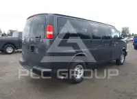 2015 Chevrolet Express photo