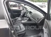 2015 Chevrolet Cruze photo