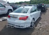 2015 Chevrolet Cruze photo