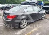 2015 Chevrolet Cruze photo