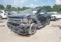 2015 Chevrolet Silverado photo