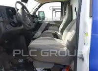 2015 Chevrolet Express photo