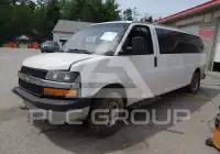 2015 Chevrolet Express photo