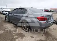 2015 BMW 550 фото