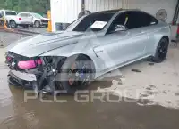 2015 BMW M4 фото