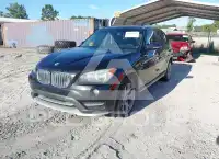 2015 BMW X1 photo