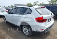 2015 BMW X1 фото