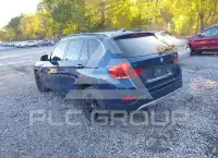 2015 BMW X1 фото