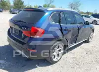 2015 BMW X1 photo