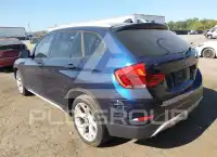 2015 BMW X1 фото