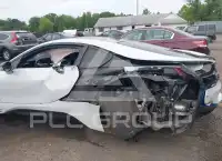 2015 BMW I8 фото