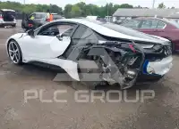 2015 BMW I8 фото