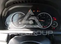 2015 BMW 750 фото