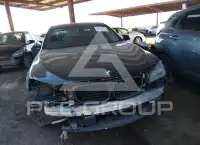 2015 BMW 750 фото