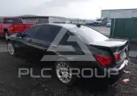 2015 BMW 750 photo