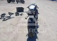 2015 BMW S1000 фото