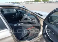 2015 BMW 320 фото