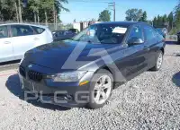 2015 BMW 320 photo