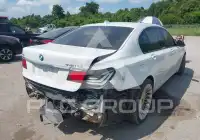 2015 BMW 740 фото
