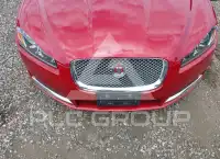 2015 Jaguar XF photo