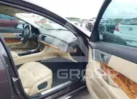 2015 Jaguar XF фото