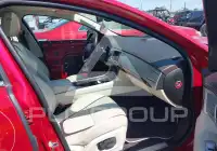 2015 Jaguar XF фото