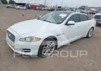 2015 Jaguar XJ photo