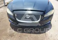 2015 Jaguar XJ photo