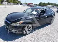 2015 Infinity Q70 фото