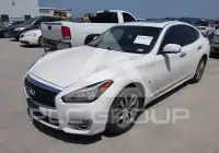 2015 Infinity Q70 фото