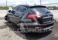 2015 Infinity QX50 photo