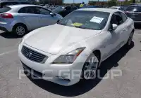 2015 Infinity Q60 фото
