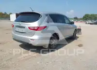 2015 Infinity QX60 photo