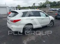 2015 Infinity QX60 photo