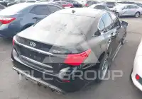 2015 Infinity Q50 фото