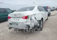 2015 Infinity Q50 фото