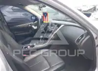 2015 Infinity Q50 фото