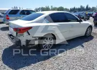 2015 Infinity Q50 фото