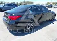 2015 Infinity Q50 фото