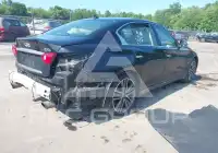 2015 Infinity Q50 фото