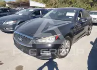 2015 Infinity Q50 photo