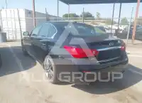2015 Infinity Q50 фото
