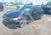 2015 Infinity Q50 фото