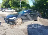 2015 Infinity Q50 photo
