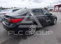 2015 Infinity Q50 фото