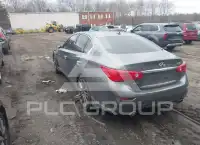 2015 Infinity Q50 фото
