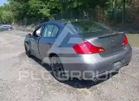 2015 Infinity Q40 фото