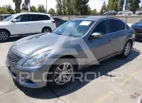 2015 Infinity Q40 фото