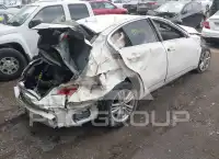2015 Infinity Q40 photo